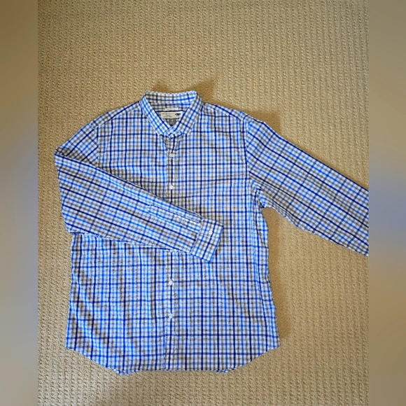 Lot of 2 Old Navy Size XL Men's button down shirts - Picture 5 of 7